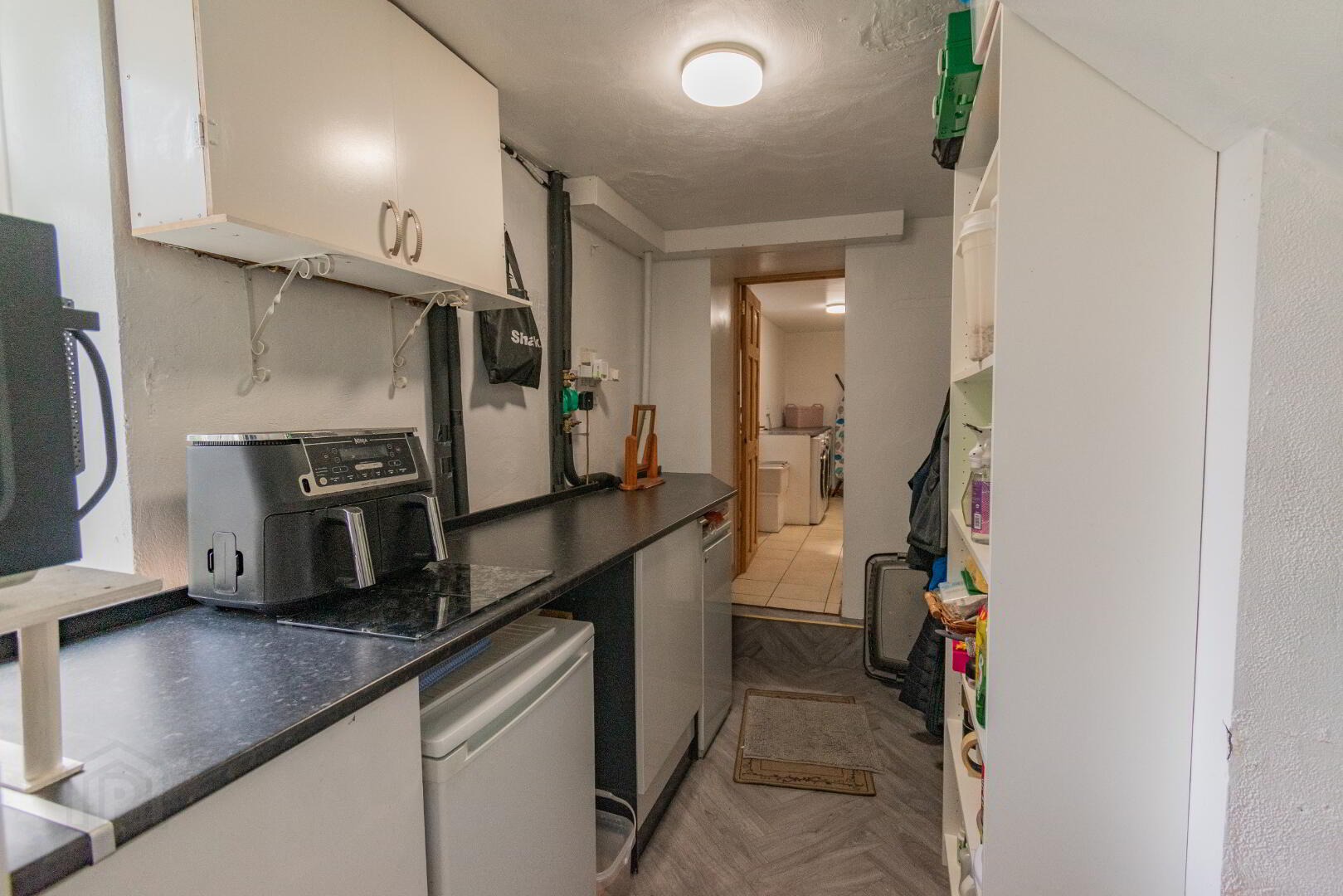 Pinegrove Cottage, 126 Doury Road 17 of 47