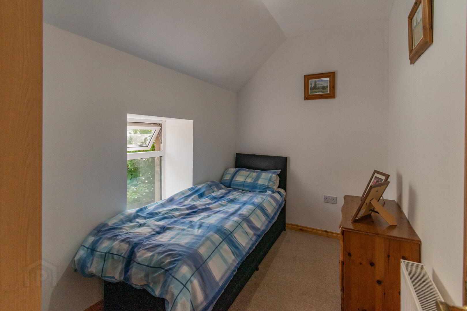 Pinegrove Cottage, 126 Doury Road 26 of 47