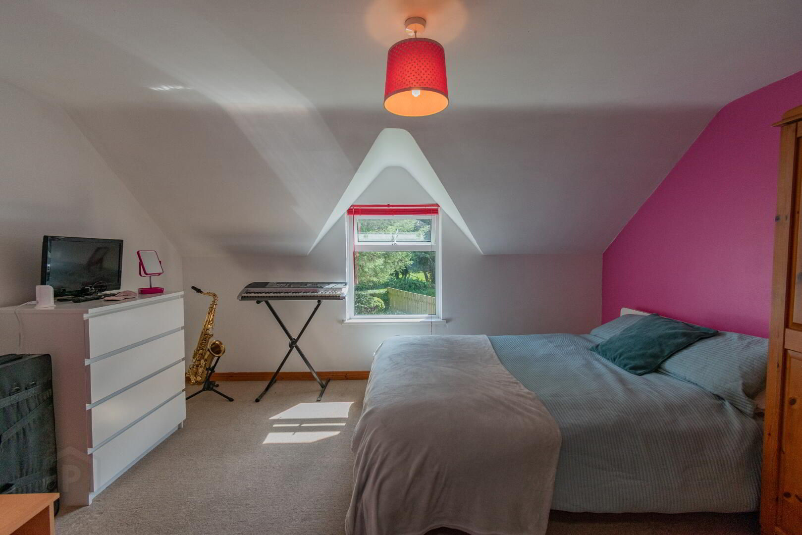 Pinegrove Cottage, 126 Doury Road 33 of 47