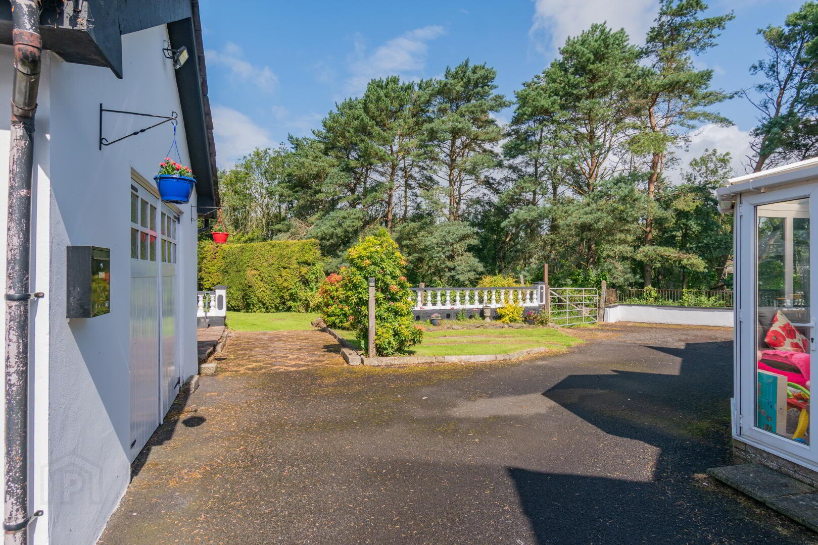 Pinegrove Cottage, 126 Doury Road 39 of 47