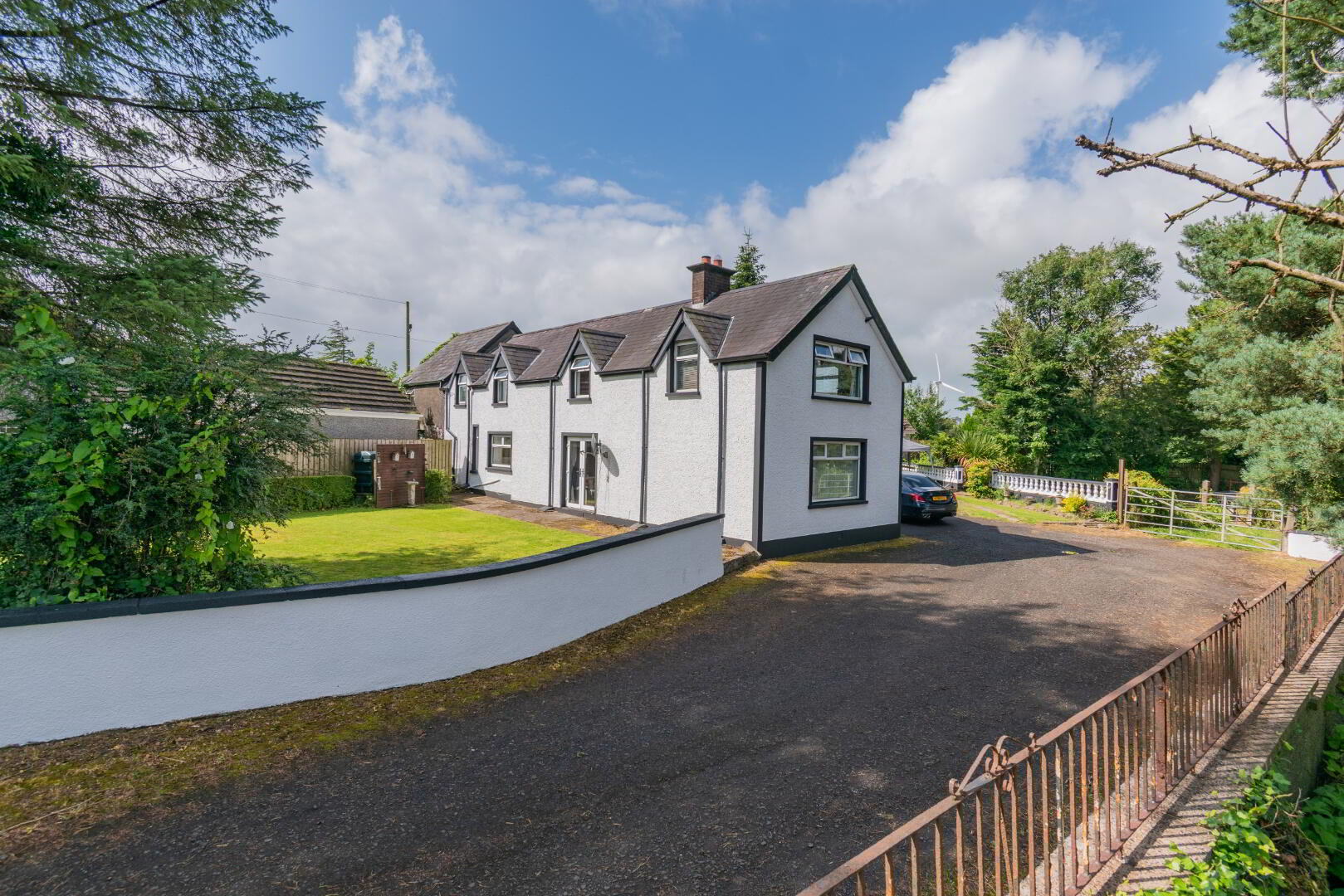 Pinegrove Cottage, 126 Doury Road 1 of 47