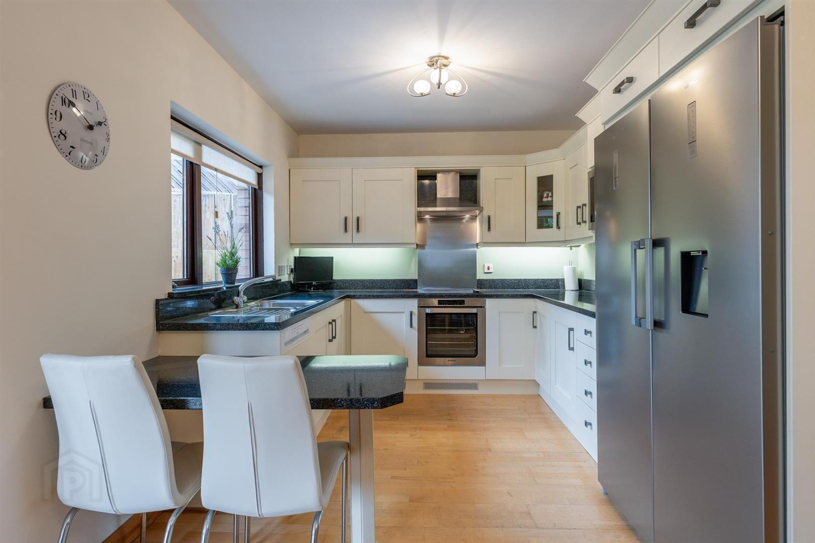 15 Grangewood Park 10 of 23
