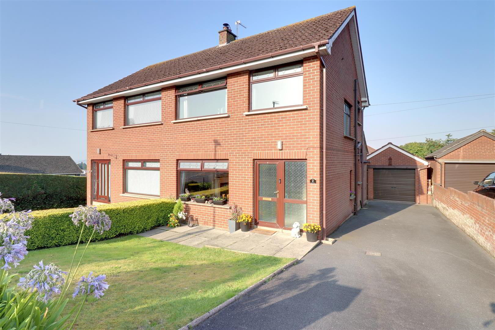 property description image