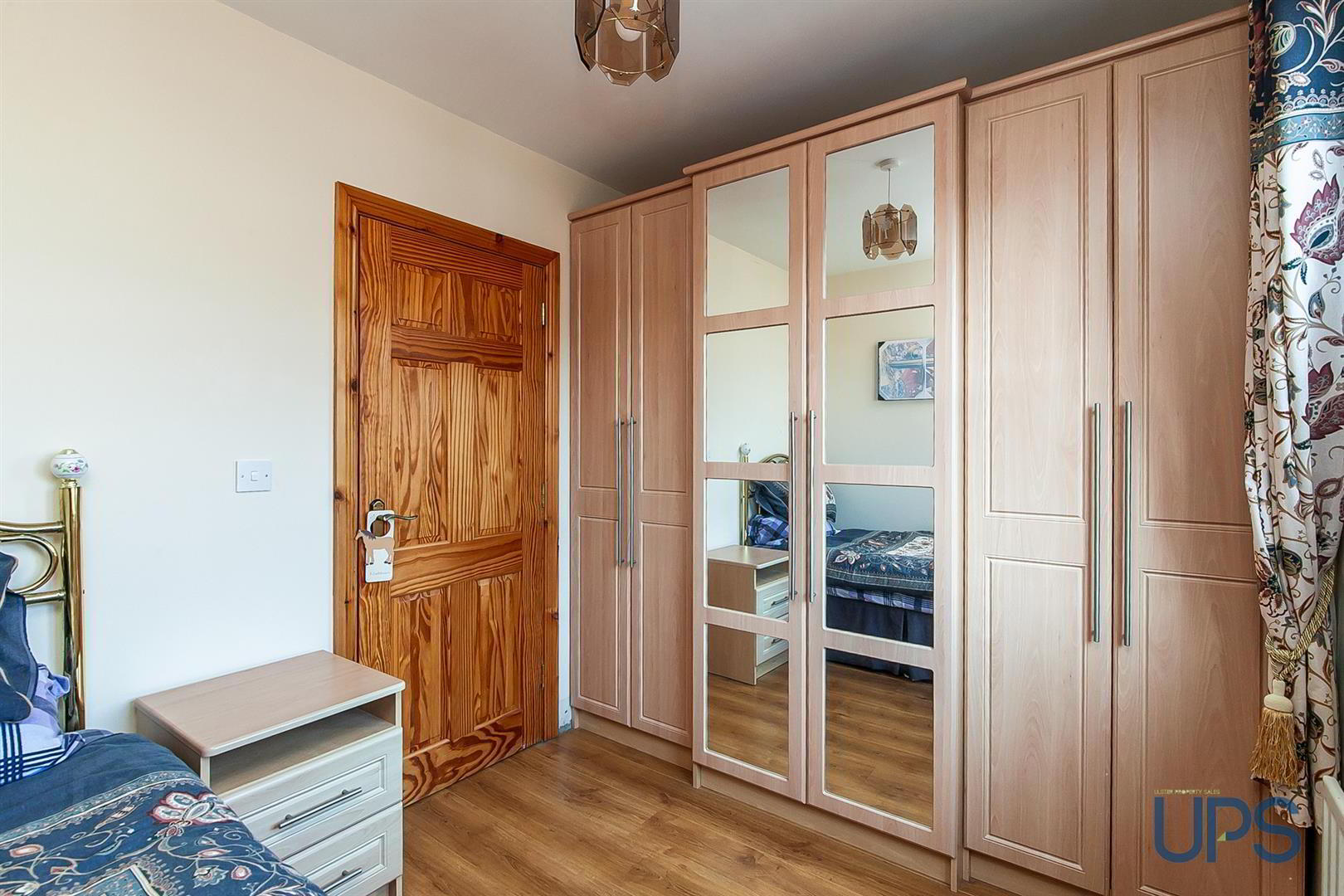 44 Barnfield Road 23 of 34