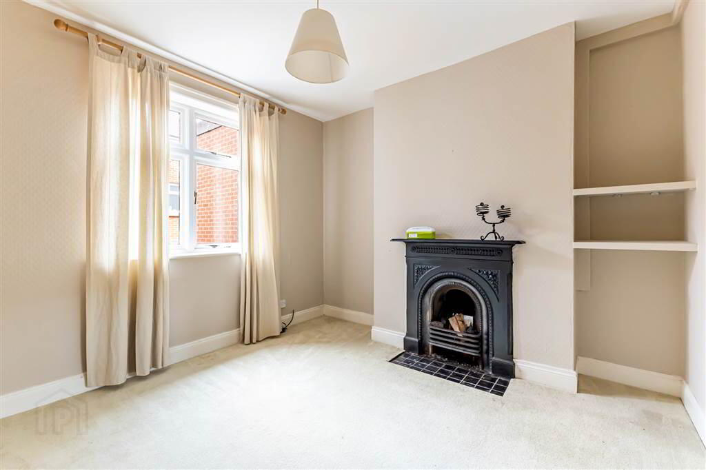 22 Strandview Street 6 of 20