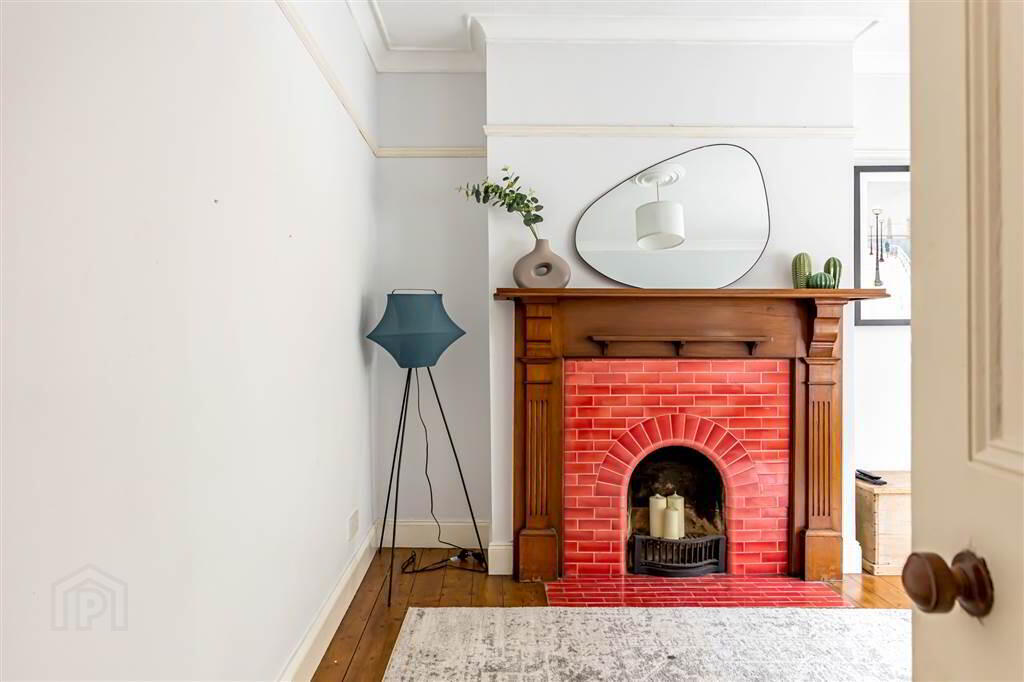 22 Strandview Street 4 of 20