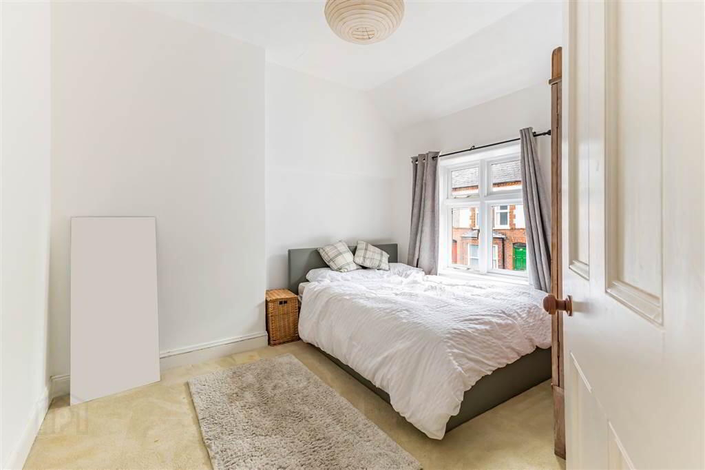 22 Strandview Street 11 of 20