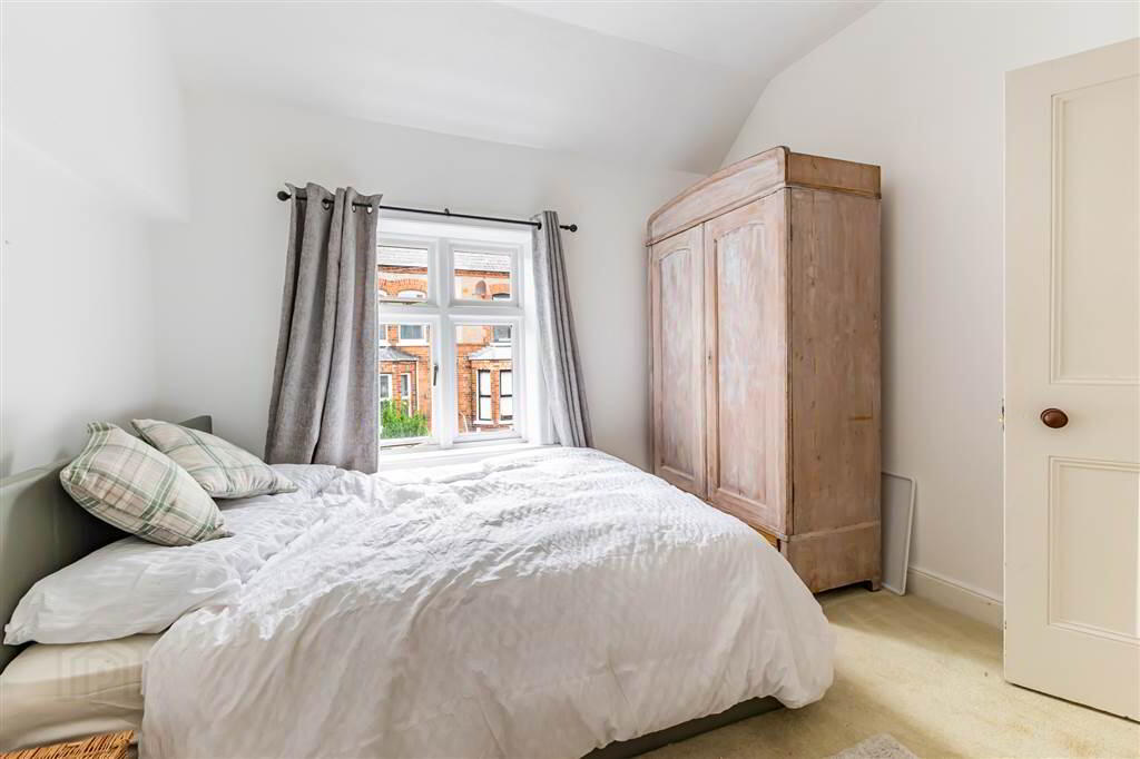 22 Strandview Street 12 of 20