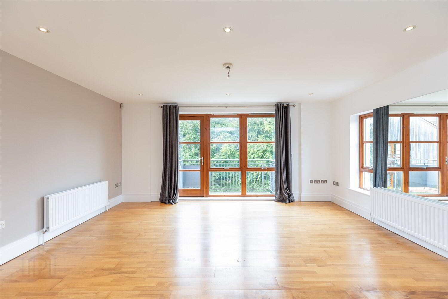 Apt 11d The Pines, Malone Square, 46 Windsor Park 9 of 19