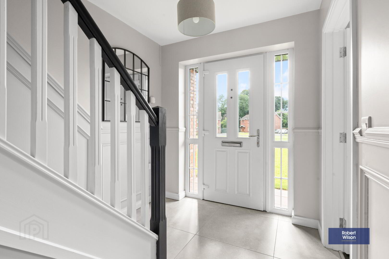 14 Glebe Close 4 of 33