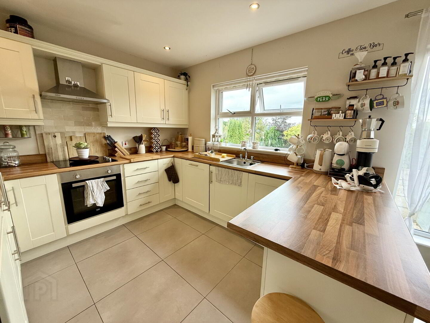12 Neills Avenue 6 of 25
