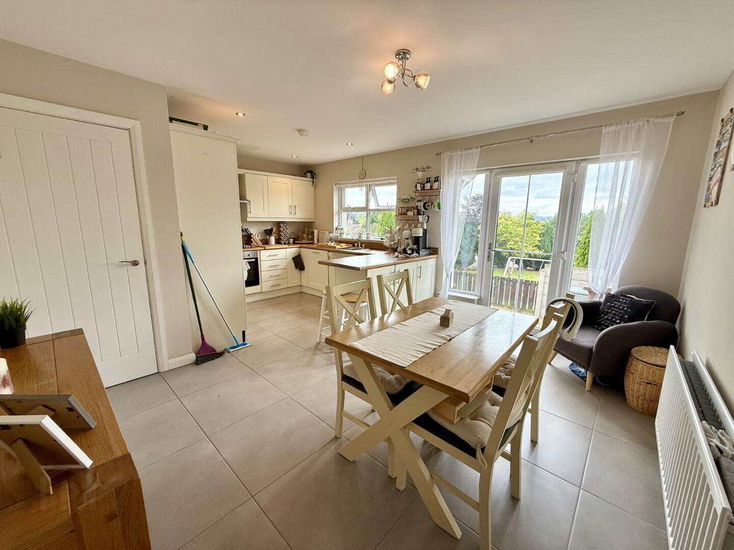 12 Neills Avenue 5 of 25