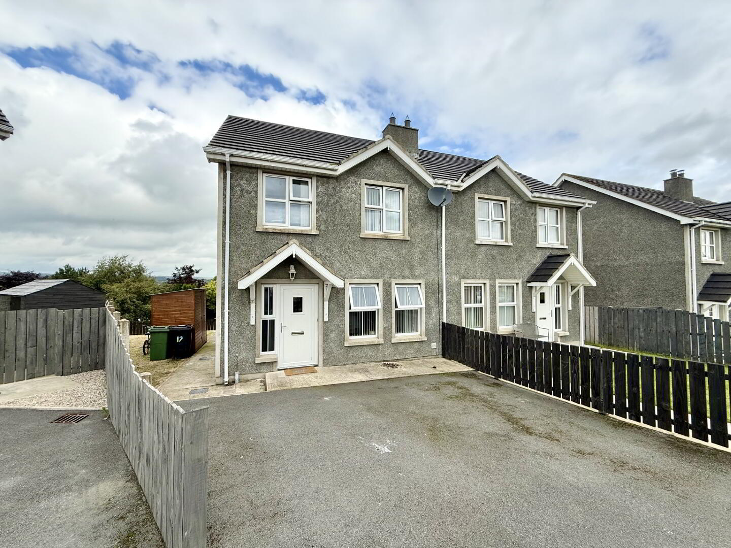 12 Neills Avenue 1 of 25