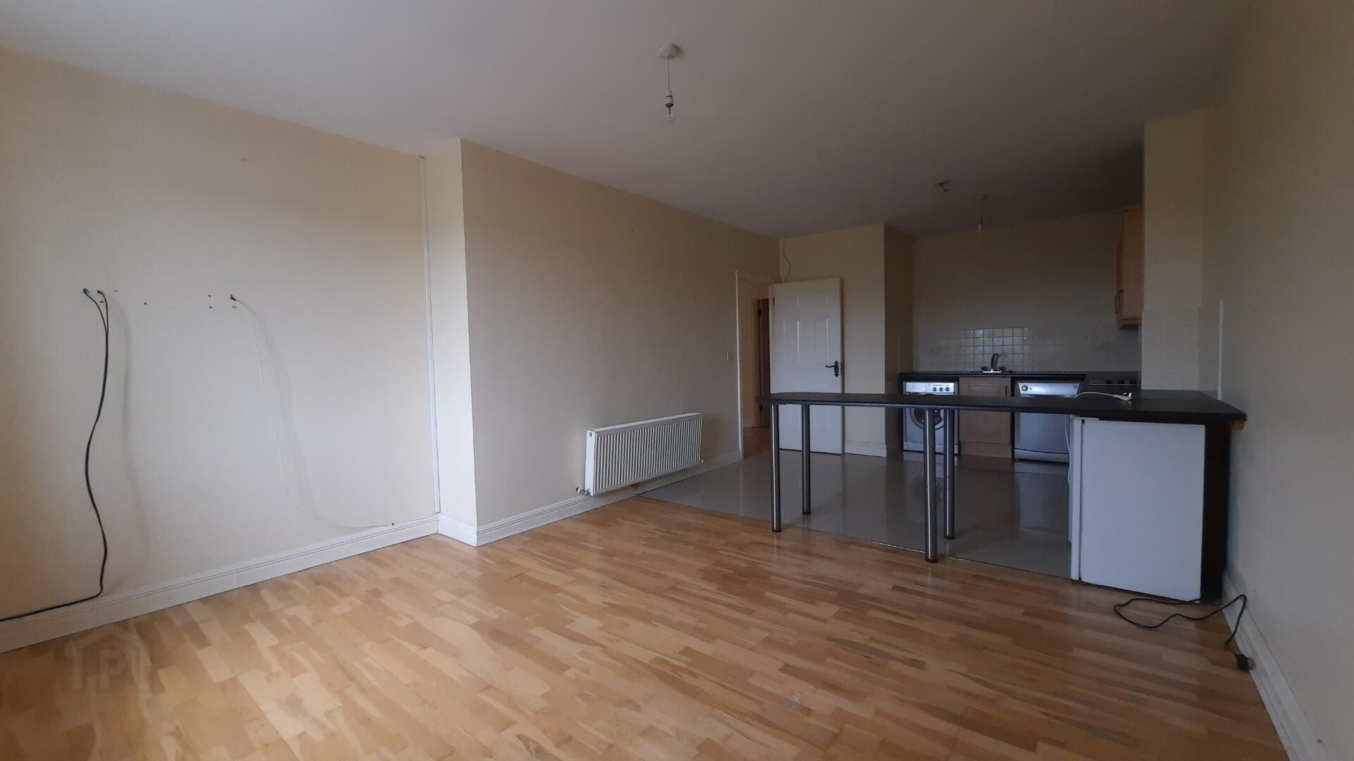 Apt 22 Springvale 3 of 18