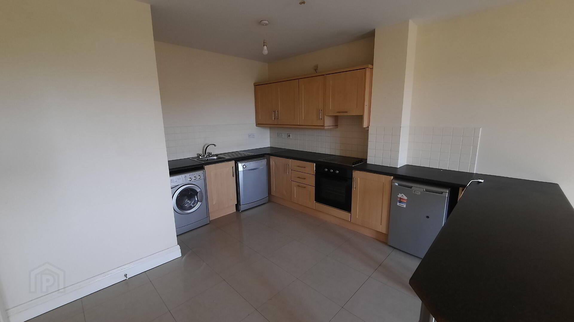 Apt 22 Springvale 6 of 18