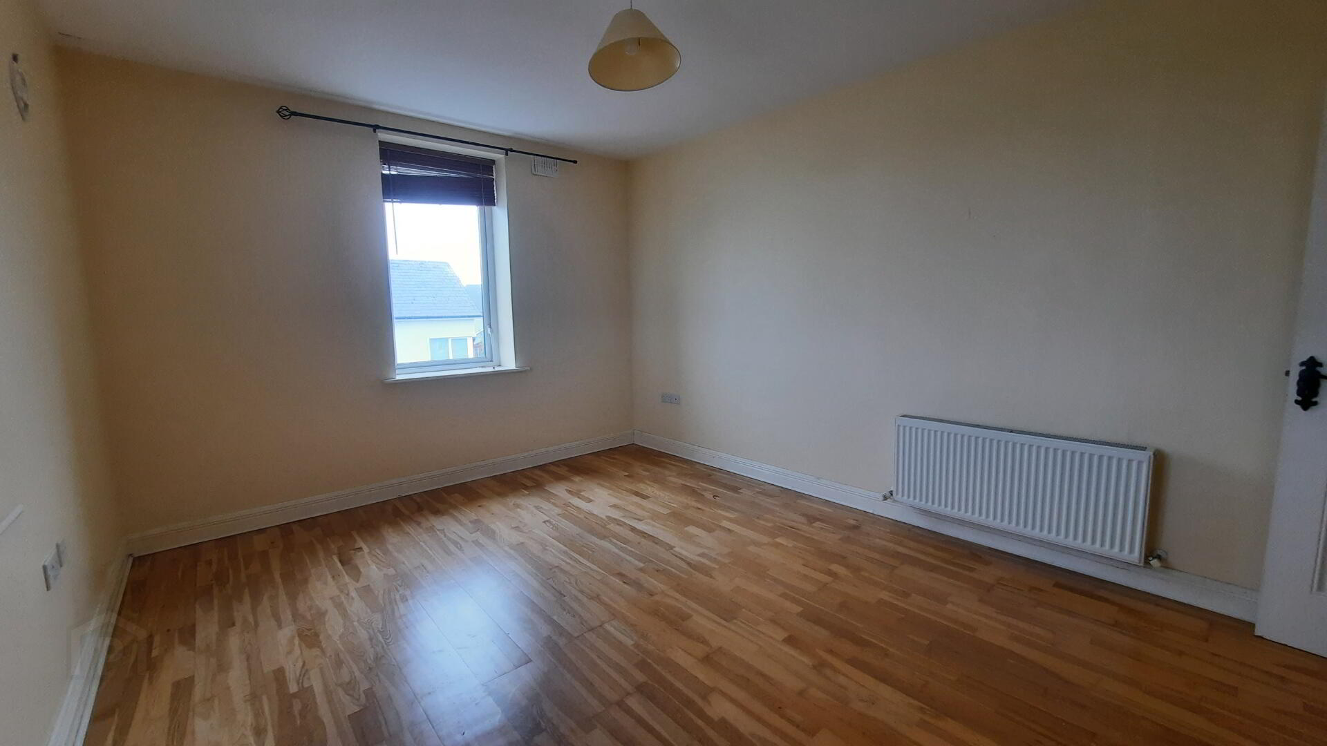 Apt 22 Springvale 9 of 18
