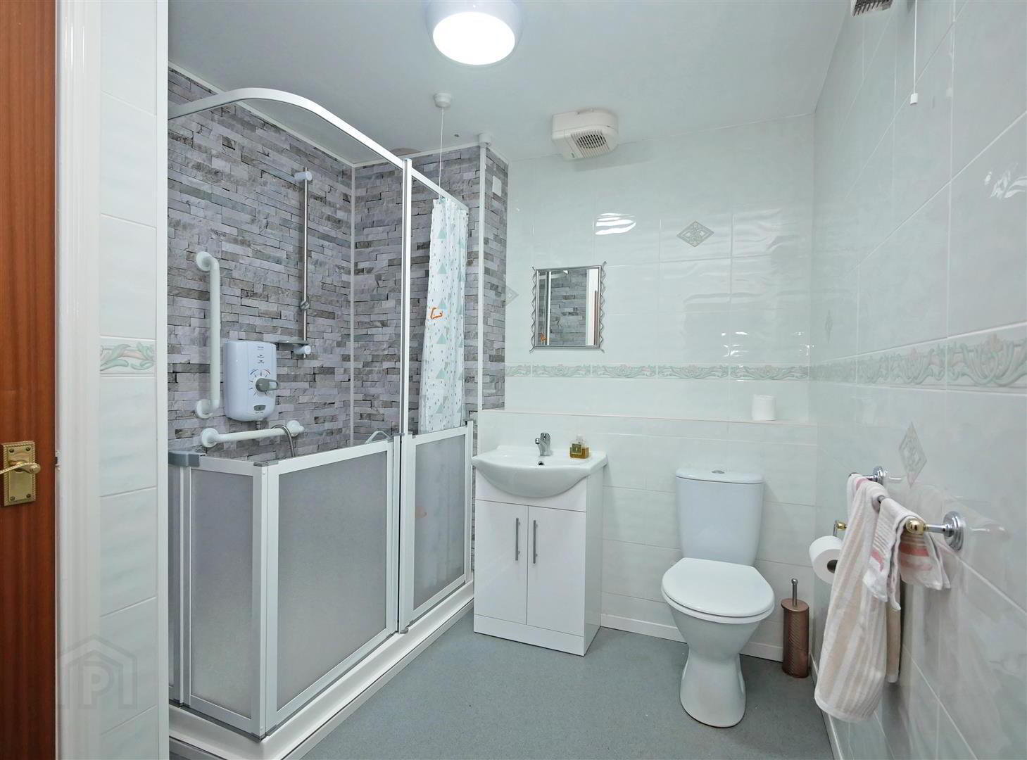 28 Queensfort Court 11 of 13
