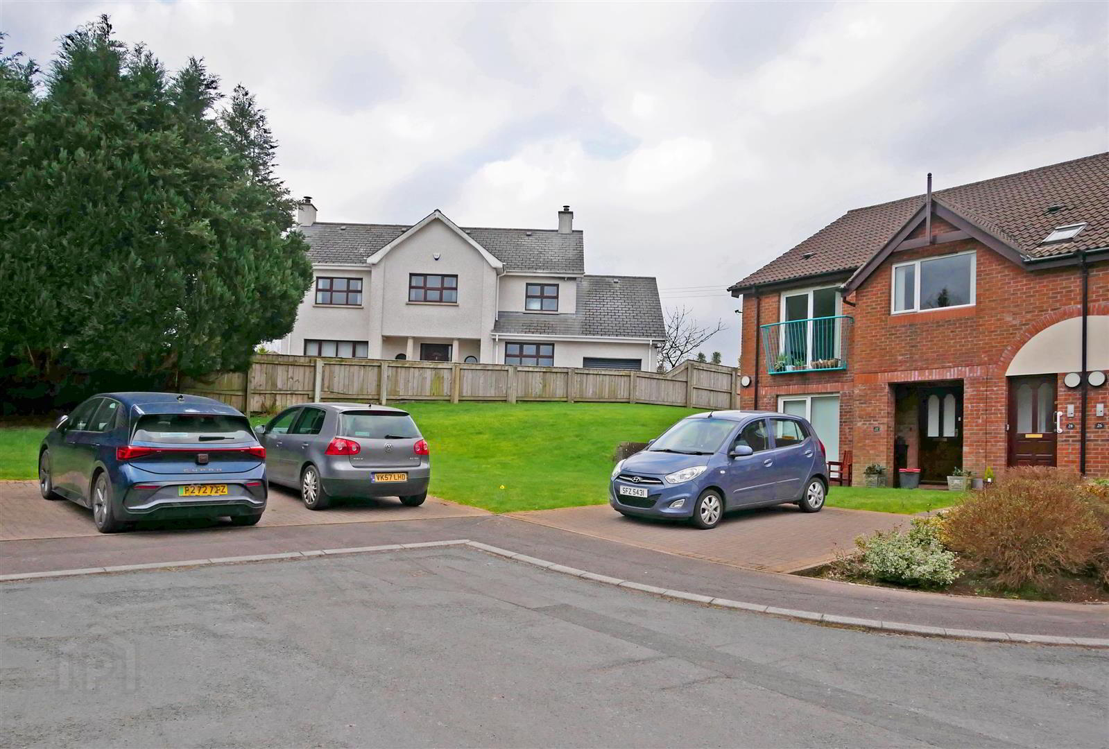 28 Queensfort Court 12 of 13