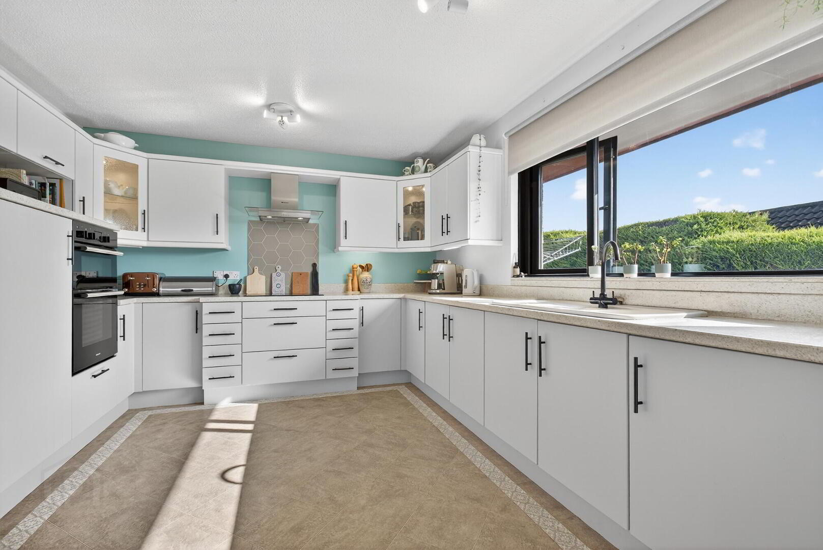 22 Cairn Road 10 of 35