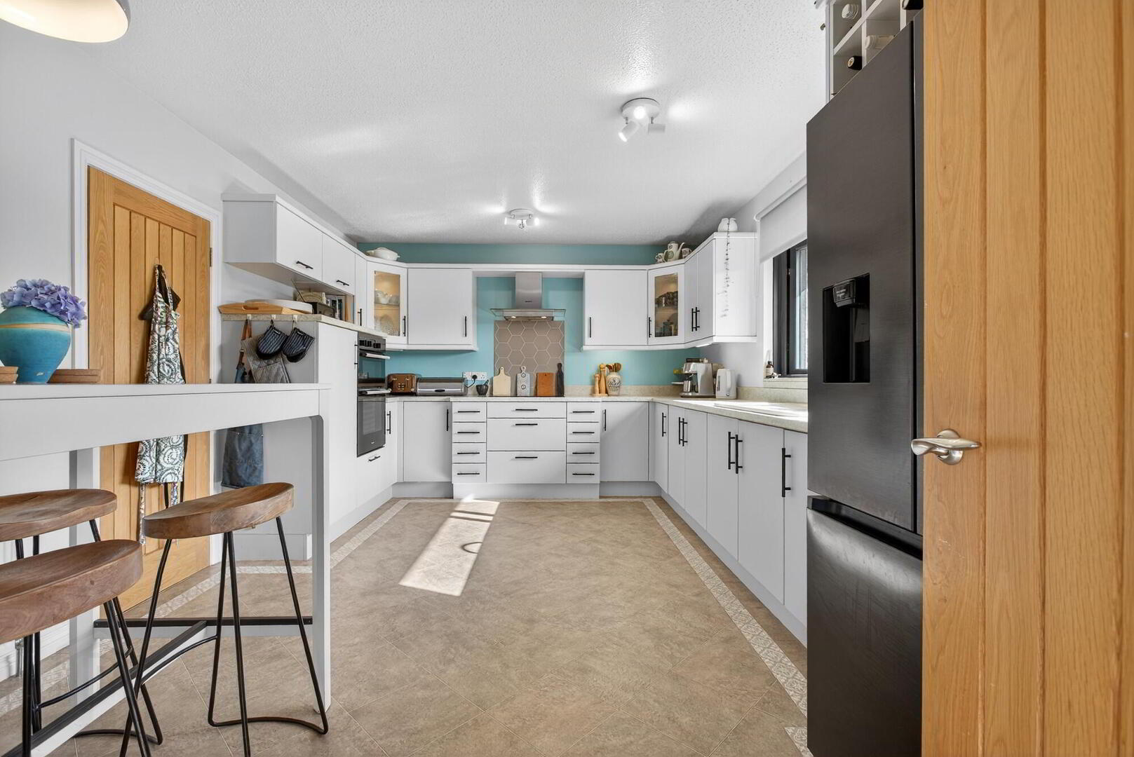 22 Cairn Road 9 of 35