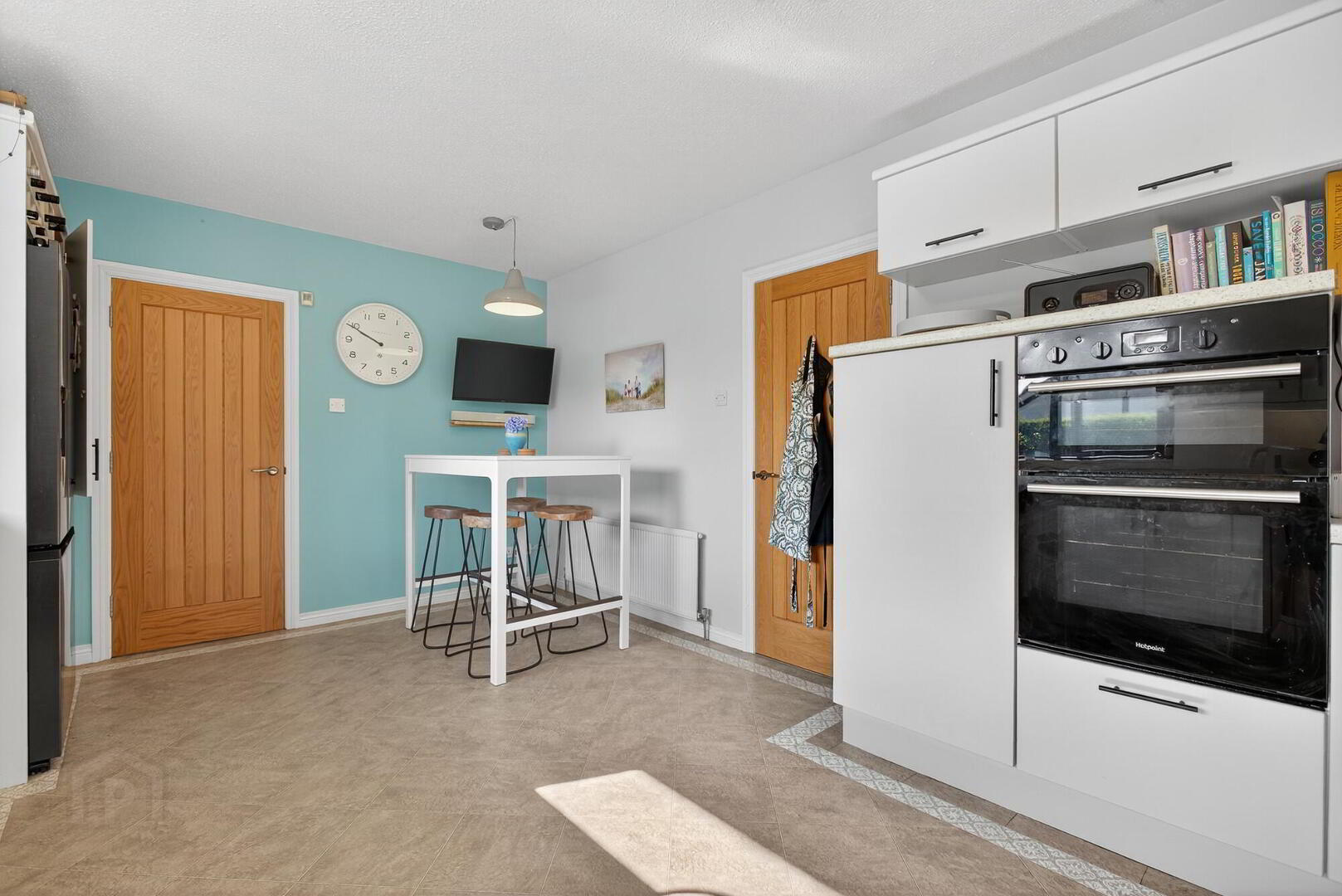 22 Cairn Road 11 of 35