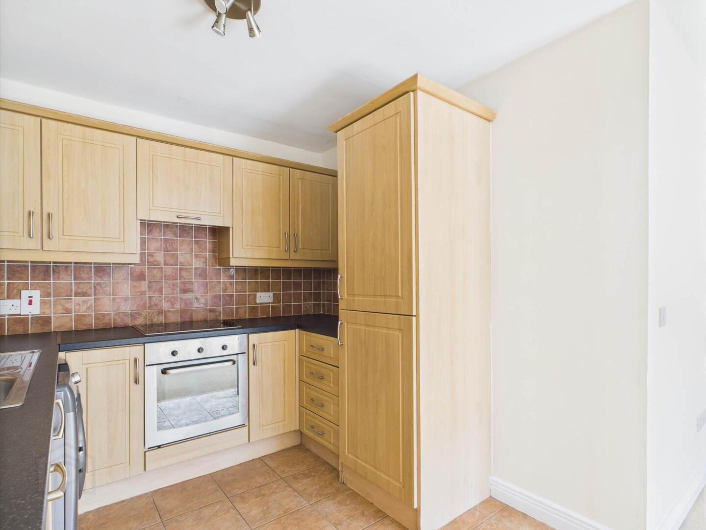 Apt 10, Block A 12 of 21