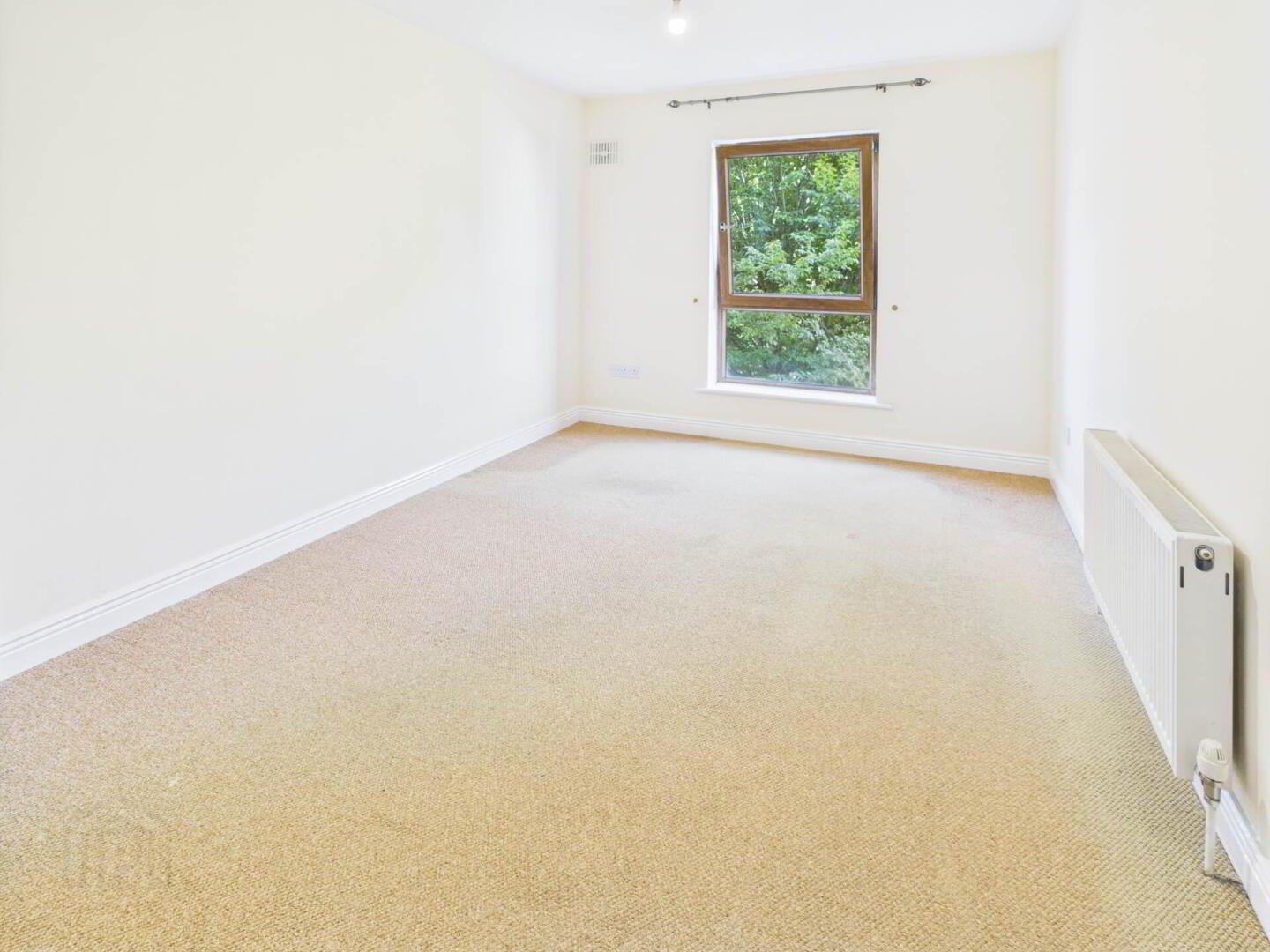 Apt 10, Block A 15 of 21