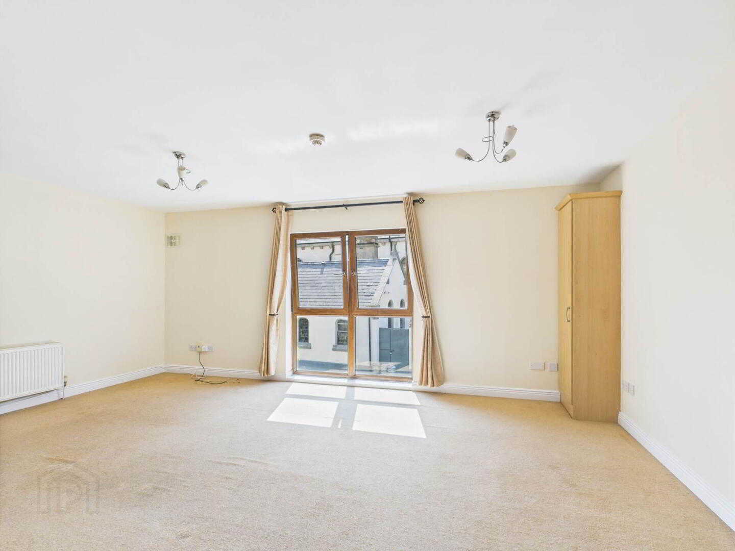 Apt 10, Block A 9 of 21