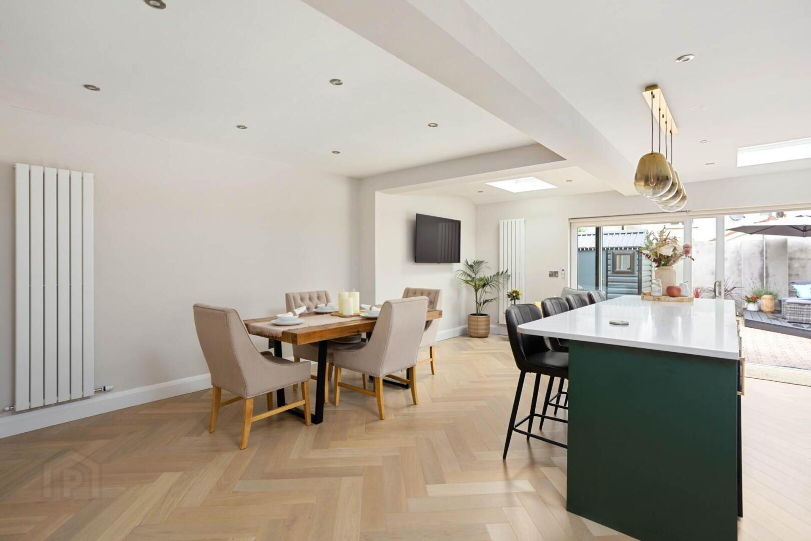 4 Larkfield Close 4 of 28