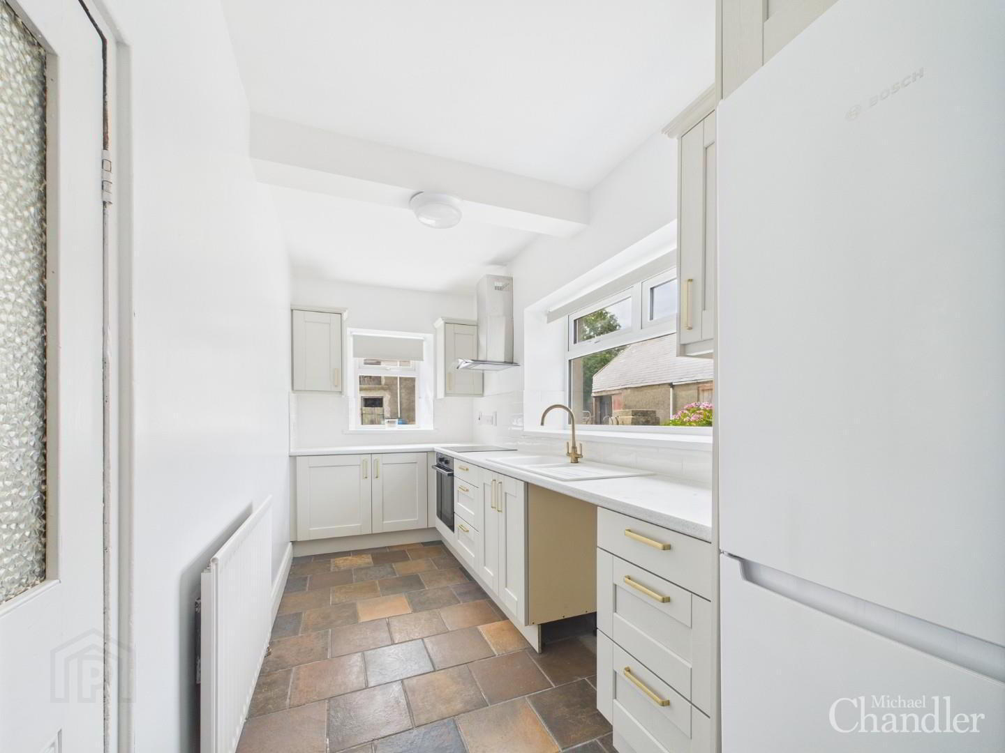 32 Glassdrumman Road 6 of 14