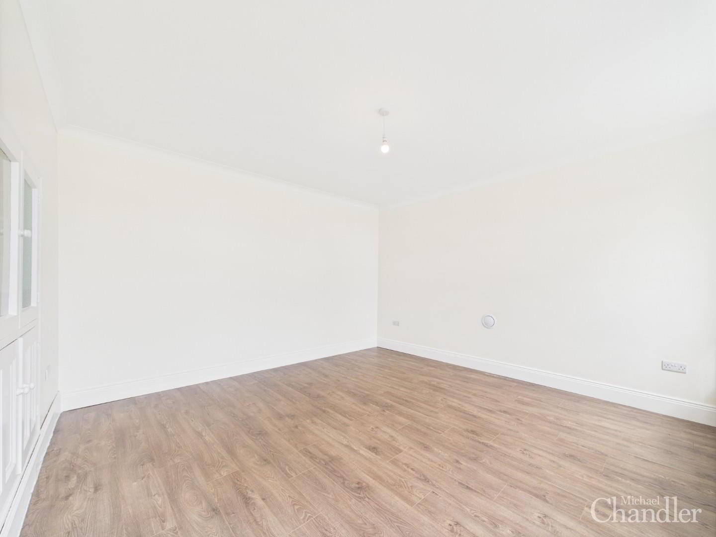 32 Glassdrumman Road 5 of 14