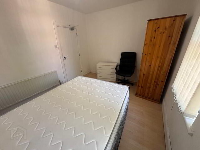 Great House, 17 Balfour Avenue 4 of 27