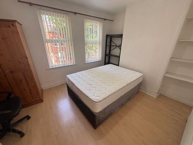 Great House, 17 Balfour Avenue 5 of 27