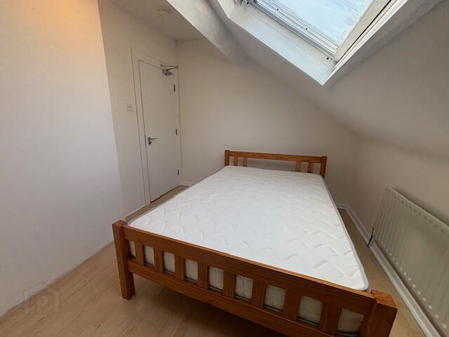 Great House, 17 Balfour Avenue 20 of 27