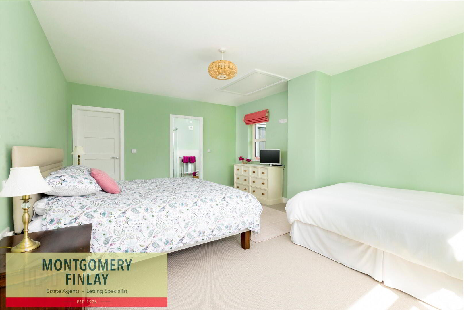 Willow View, 30 Oakfield Road 18 of 37