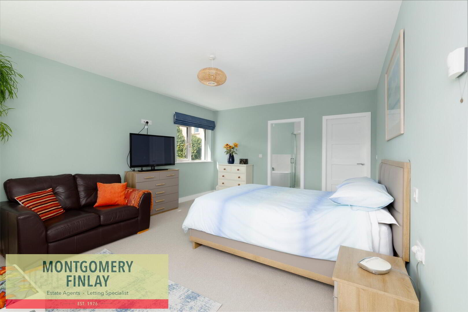 Willow View, 30 Oakfield Road 23 of 37