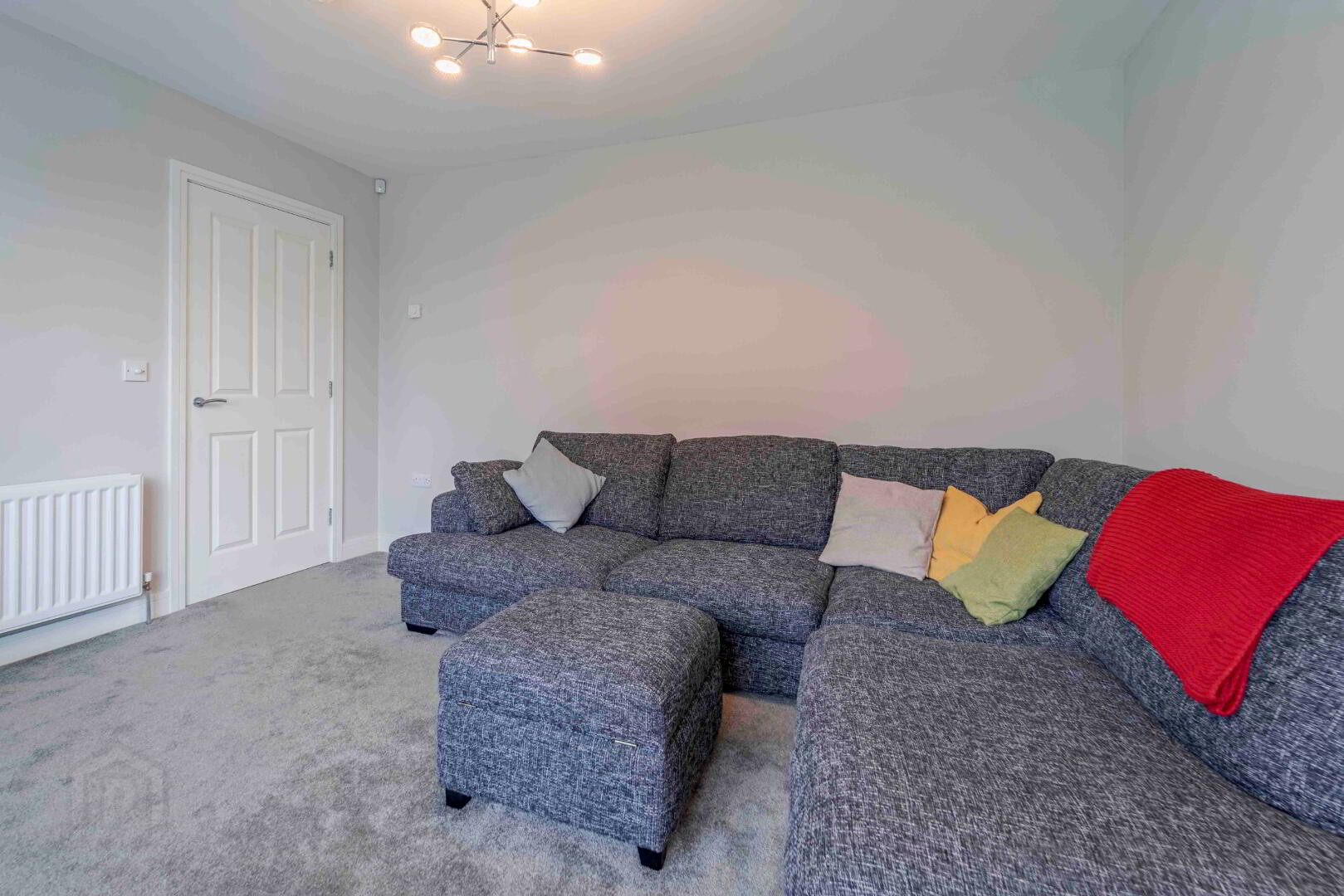30 Ormonde Gardens 6 of 30