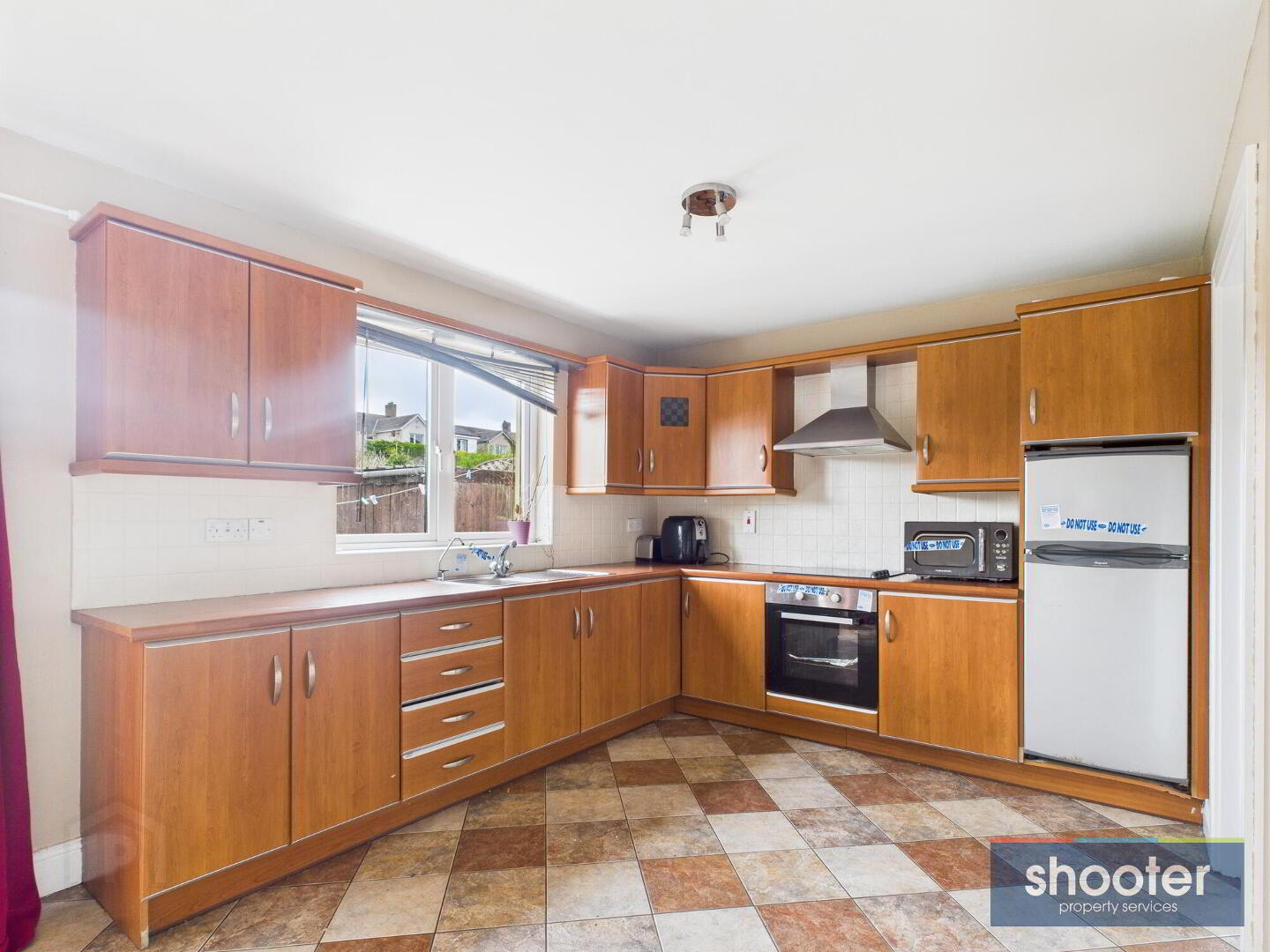 2 Brookview Close 10 of 22