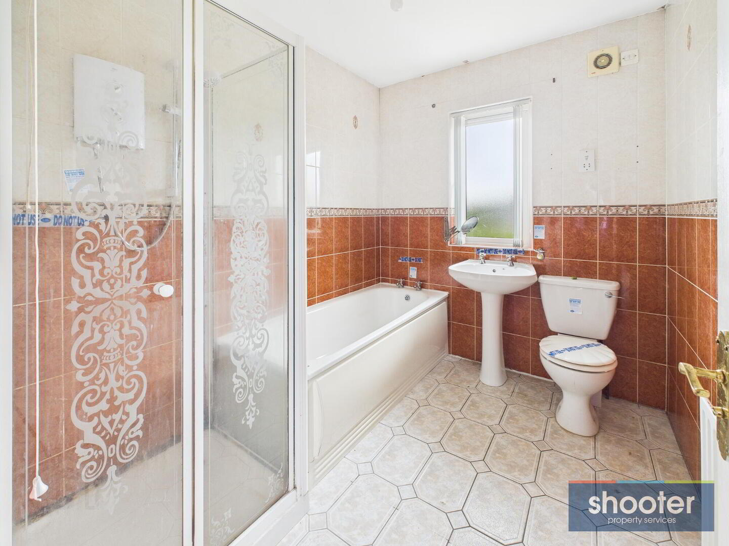 2 Brookview Close 12 of 22