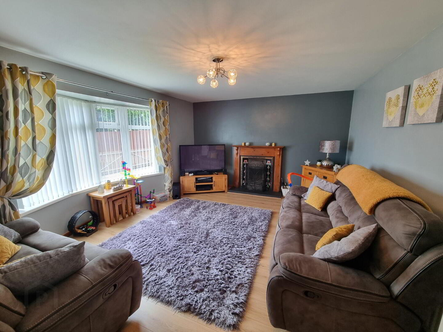 1 Beechwood Lane 3 of 21