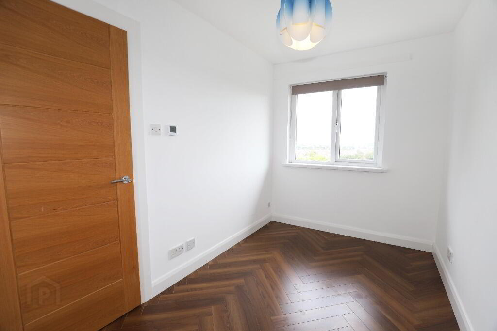 22 Drumkeen Court 6 of 8