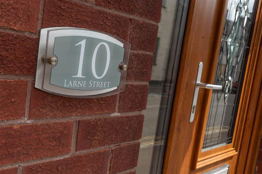 10 Larne Street 3 of 36