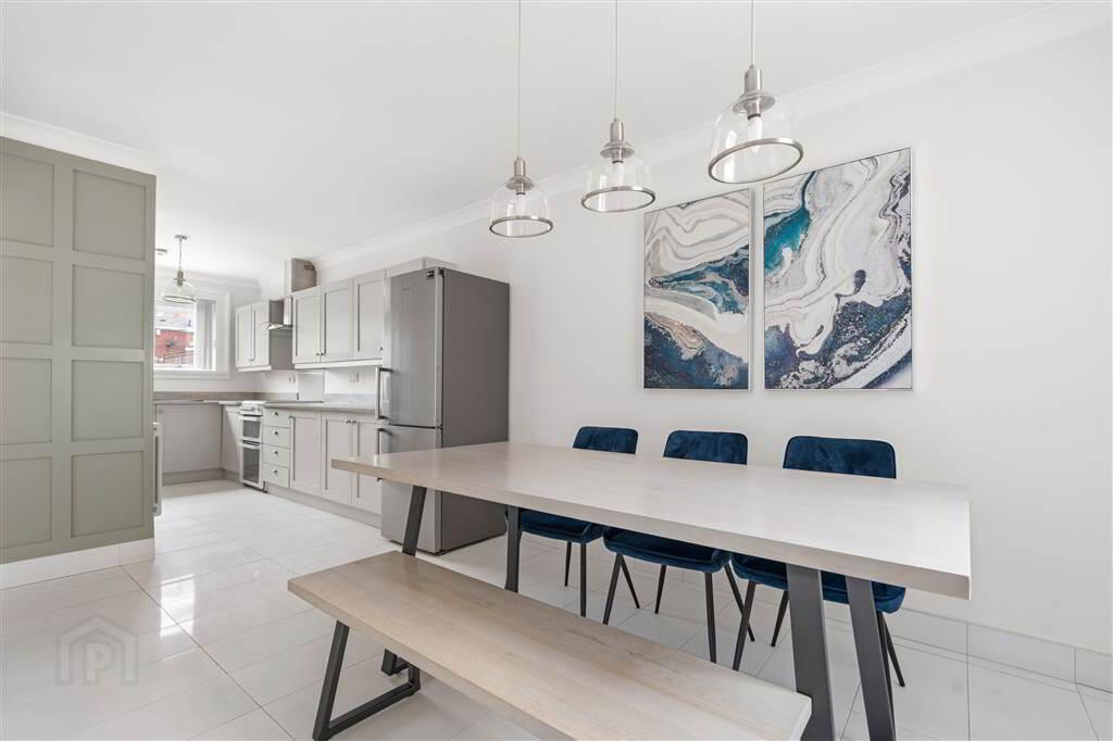 10 Larne Street 10 of 36