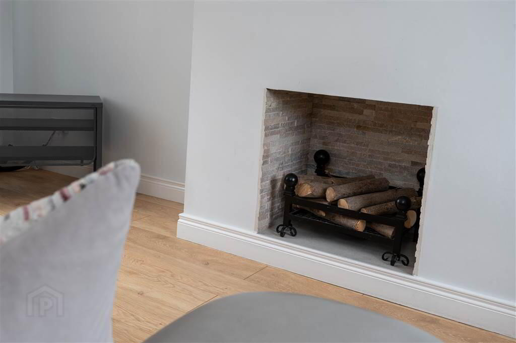 10 Larne Street 8 of 36