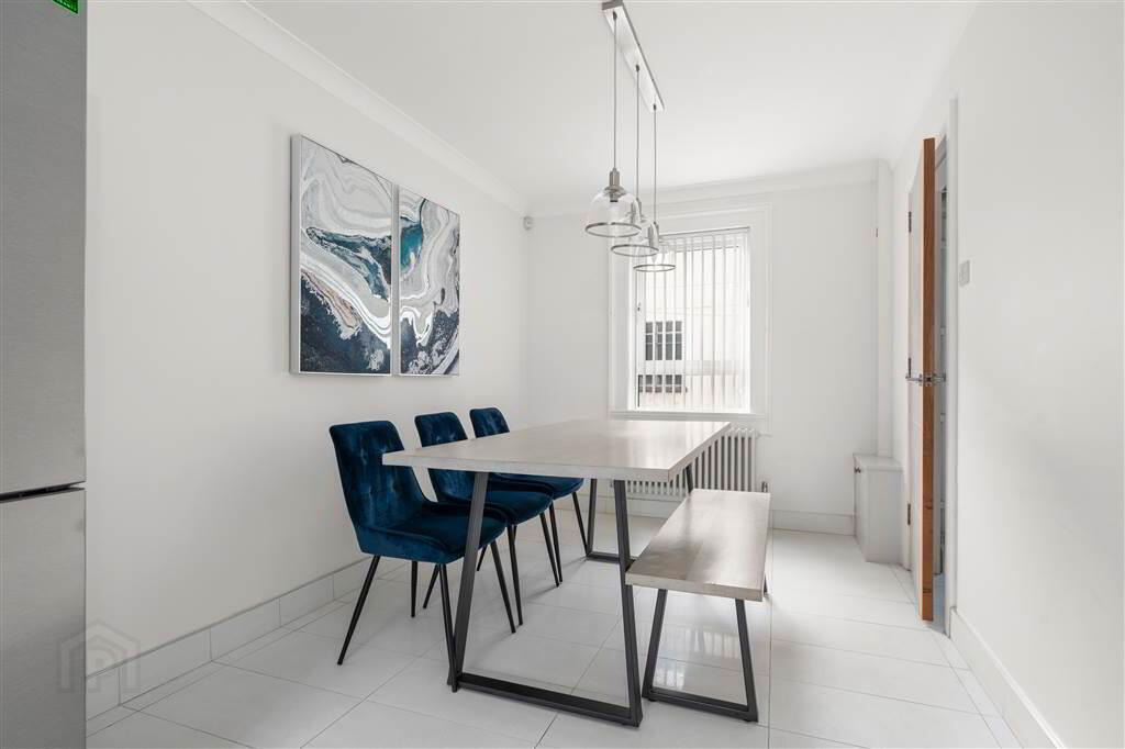 10 Larne Street 16 of 36