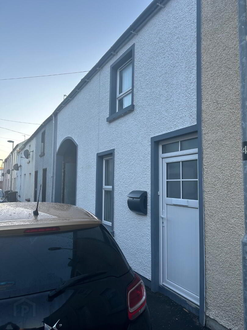 15 Pine Street 2 of 16