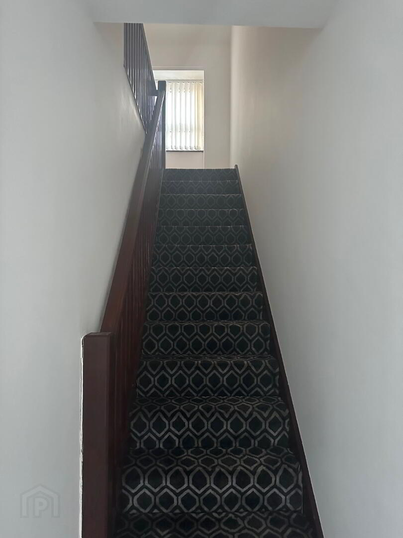15 Pine Street 9 of 16
