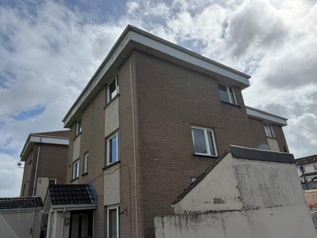Unit 9d, Meadow View Crescent 2 of 9