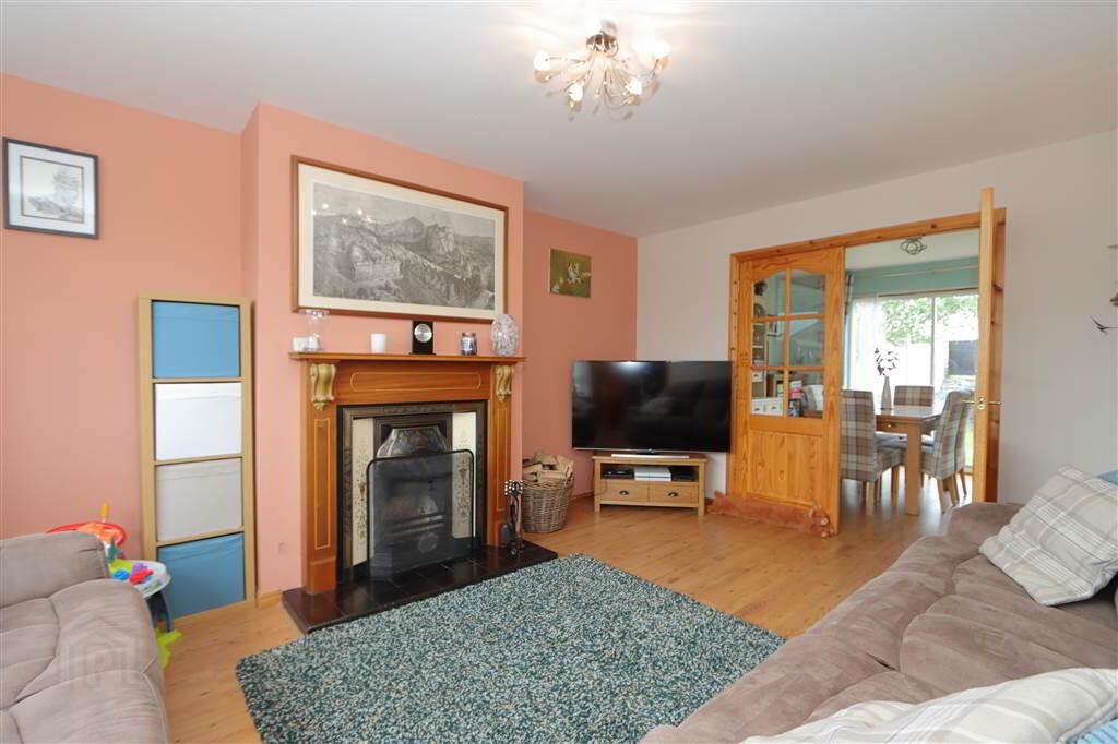 15 The Spires Crescent 9 of 28