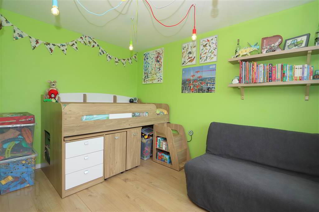 15 The Spires Crescent 23 of 28